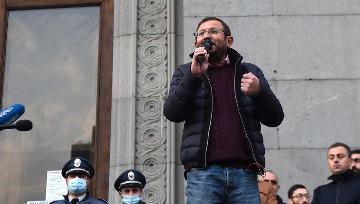 Մի մեծ դավաճանի համար բոլորիդ իր են անվանում, դուք արժանապատվություն ունե՞ք. Գեղամ Մանուկյանը իմքայլականներին