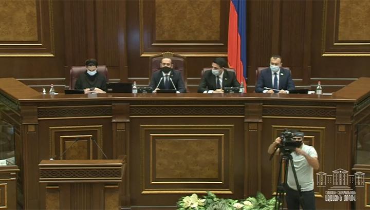 ՍԴ դատավորի երդում, նախարարի հրաժարականի հարց․ ԱԺ նիստը՝ ՈւՂԻՂ