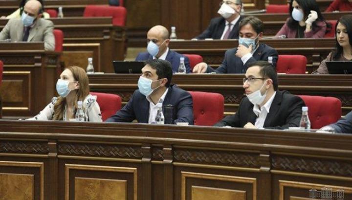 «Ուսապարկային» իրականություն․ դեկորատիվության ու իրականության ծանր հետևանքները․ «Փաստ»