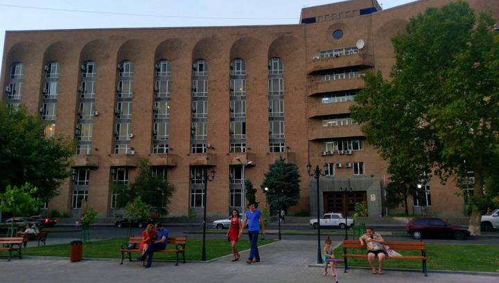 Արձակուրդն էլ են տրամադրում ընտրովի ու... քաղաքական կողմնորոշումից ելնելով. «Փաստ»