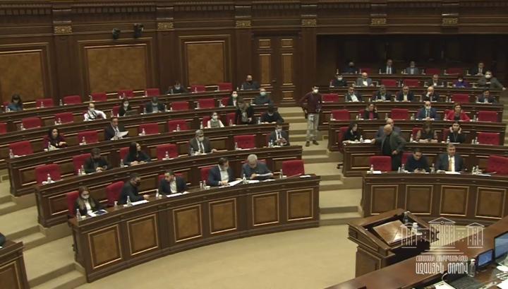 Վճռաբեկի նախագահի ընտրություն, Պետական սահմանի մասին օրենքում լրացում․ ԱԺ նիստը՝ ուղիղ