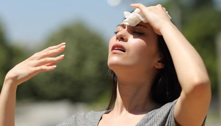 Ժամը 11։00-17։00 ընկած ժամանակահատվածում խուսափեք արևի ուղիղ ճառագայթներից