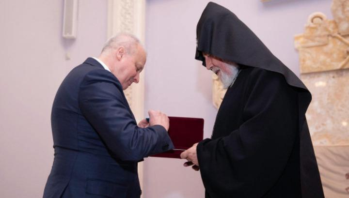 Հայաստանում Ռուսաստանի դեսպանը Ամենայն Հայոց Կաթողիկոսին է հանձնել ՌԴ Պատվո շքանշանը