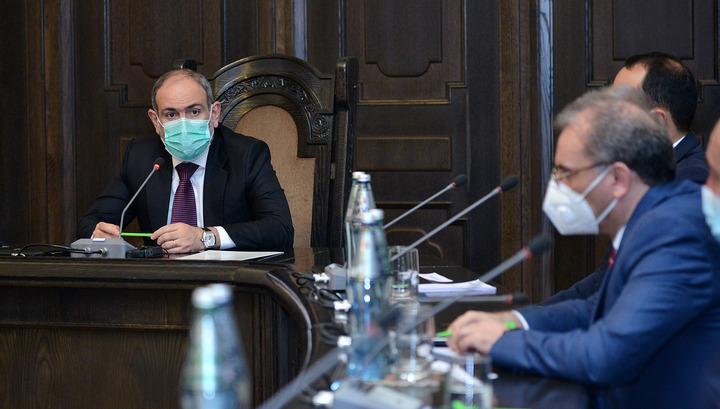 Փաշինյանը կրկին հանդիպել է գերեվարված և անհետ կորած անձանց հարազատների հետ