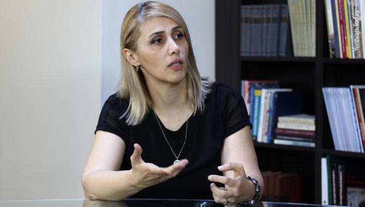 Կա՛մ անում ես անարդարություն ու մաս կազմում դավաճանությանը, կա՛մ մնում ես մարդ ու սպա․ Էլինար Վարդանյան