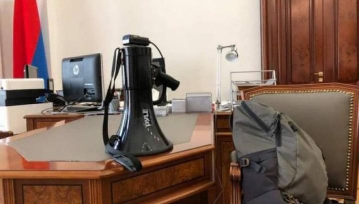 Երեք տարի չենք ունեցել երկրի ղեկավար, հիմա էլ չունենք․ «Փաստ»