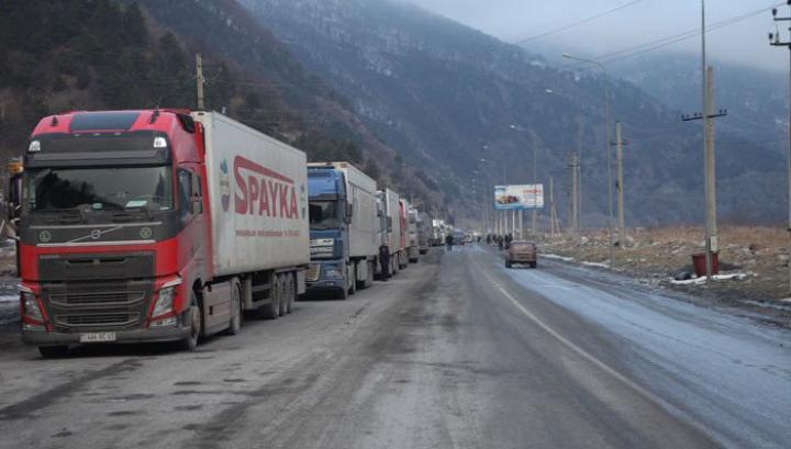 Լարված իրավիճակ՝  Լարսի անցակետում