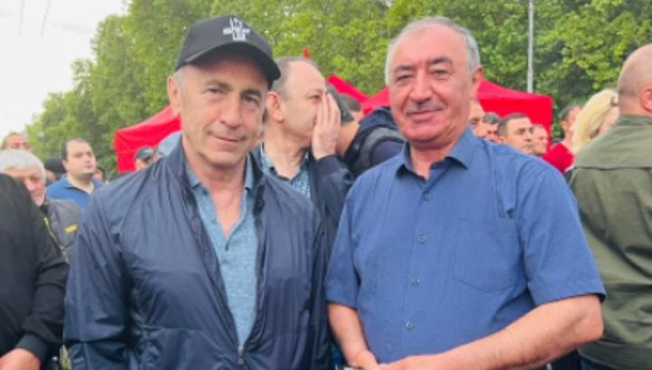 Հանդիպում 30 տարի անց Ֆրանսիայի հրապարակում. Ագնեսա Խամոյանը Ռոբերտ Քոչարյանի մասնակցությամբ լուսանկար է հրապարակել