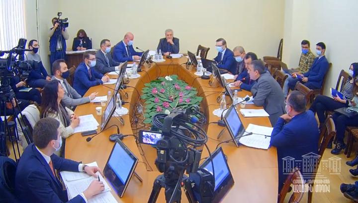 Զինծառայության, վիրավոր զինվորների փոխհատուցման և այլ օրենքներում փոփոխությունները՝ ԱԺ օրակարգում․ ՈւՂԻՂ