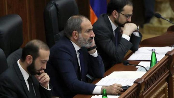 Փաշինյան-Միրզոյան-Ավինյան եռյակը ակտիվացել է. «Հրապարակ»