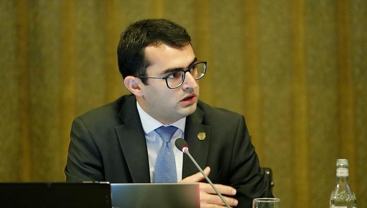 Նախարարը պարզաբանումներ է ներկայացրել նախարարությունում 10 մլն դրամի չարաշահումների վերաբերյալ