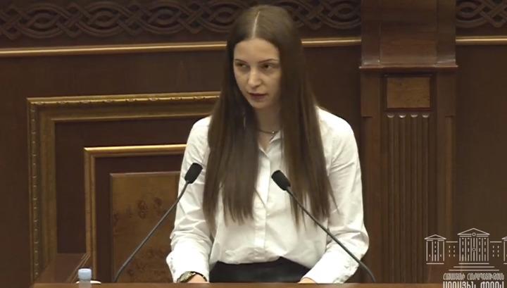 Մենք հասկանո՞ւմ ենք, որ ունենք 5 տարի․ «Իմ քայլը» լքած պատգամավոր․ «Ժողովուրդ»