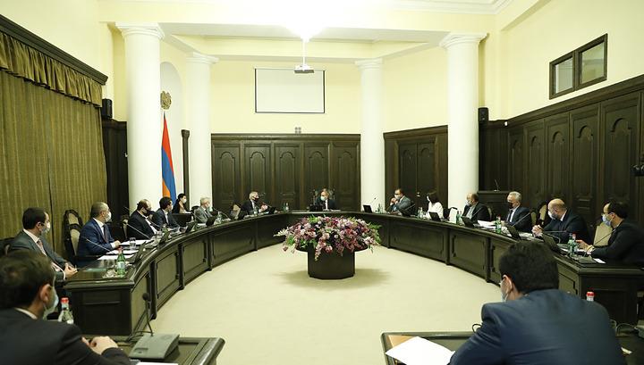 Քննարկել են բիզնեսի համար շահութահարկի գծով առավել նպաստավոր պայմանների հարցը