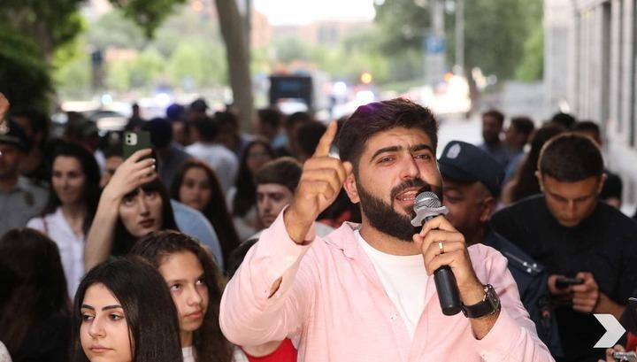 Սահմանադրությունը նոր չէ, որ վերակենդանցման բաժանմունքում է. Հովհաննես Հարությունյան