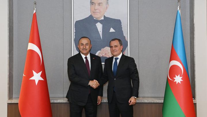 Բայրամովն ու Չավուշօղլուն քննարկել են տարածաշրջանային իրավիճակը