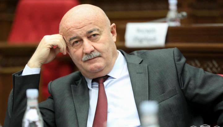 Աղազարյանի հարցով «շոկային բացահայտումները դեռ առջևում են»․ «Իրավունք»