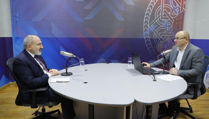 Պատվերով հարցազրույց, իջեցված Արցախի դրոշ․ «Ժողովուրդ»