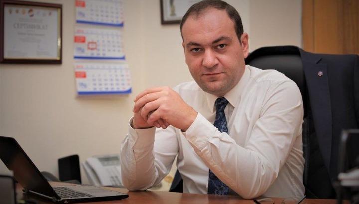 Իշխանության վախճանի հոտն արդեն քթներիդ տակ է, բայց մեղավորը դուք եք․ Բաբայան