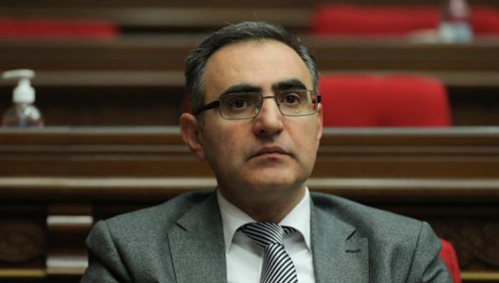 Փաշինյանի հետ ճաշած դատավորին նոր պաշտոն կտան. «Ժողովուրդ»