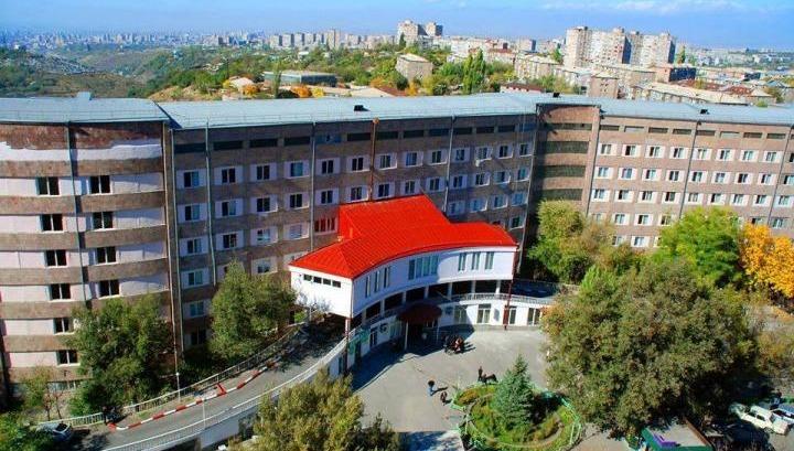 ԱԱԾ-ն խուզարկություններ է իրականացրել Սուրբ Գրիգոր Լուսավորիչ ԲԿ-ի պոլիկլինիկայում․ Hraparak.am