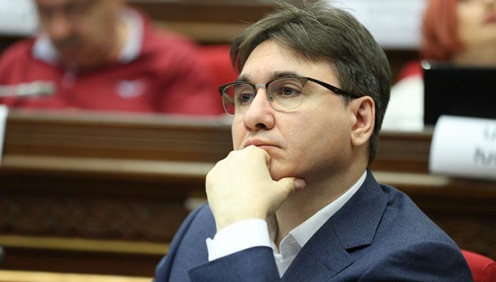 Արմեն Գևորգյանը հրաժարվում է ԱԺ հանձնաժողովի նախագահի պաշտոնից