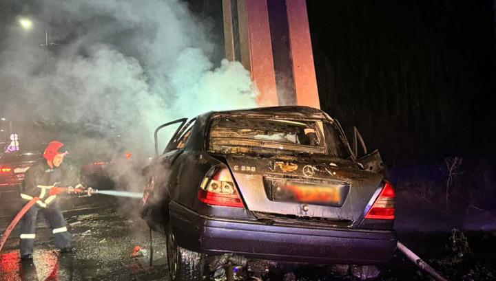 Արմավիրում մեքենան բախվել է սյանը և այրվել. կա երկու զոհ