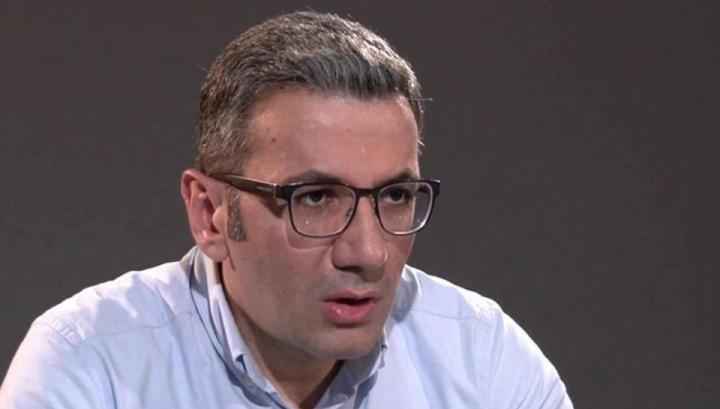 Հայեր, վերջապես խելքի գալու՞ եք, թե՝ ոչ․ գնում ռուսից պահանջում եք, որ ձեր համար կռիվ տա՞: Իրո՞ք․ Ավետիսյան