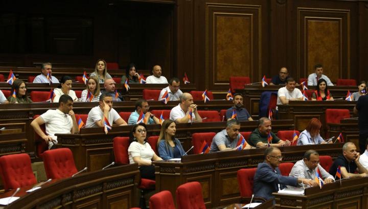 Ընդդիմությունը պատրաստվում է օգտագործել միջազգային հարթակը. «Փաստ»