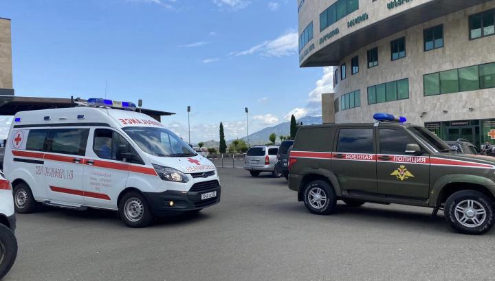 Արցախից, ռուս խաղաղապահների ուղեկցությամբ, ծանր առողջական վիճակում գտնվող 9 բուժառու տեղափոխվել է Հայաստան