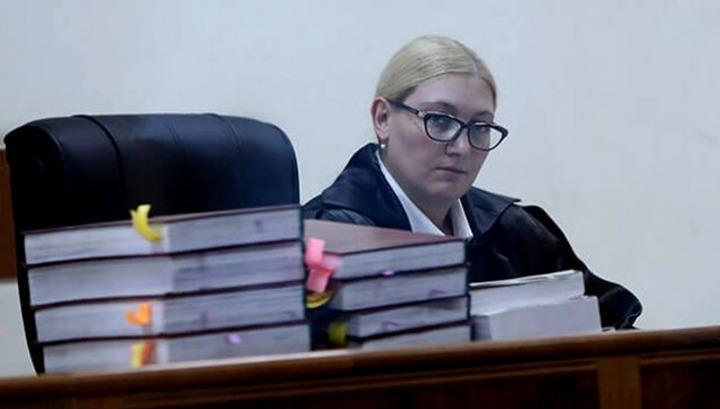 Դատավոր Աննա Դանիբեկյանը հրաժարվեց հեռանալ գործի քննությունից