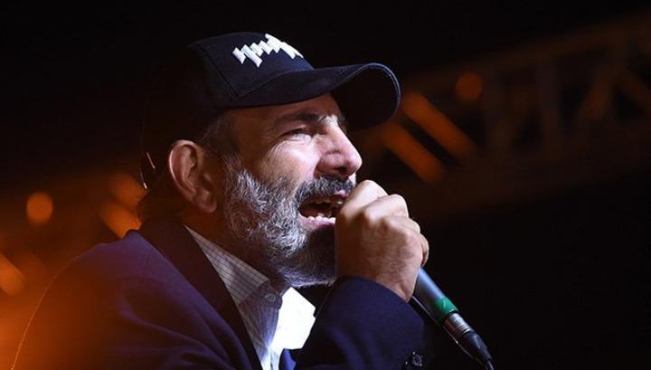 «Թավշյա» առաջնորդի հեղափոխական վերջաբանը․ Անդրանիկ Թևանյանի գրառումը