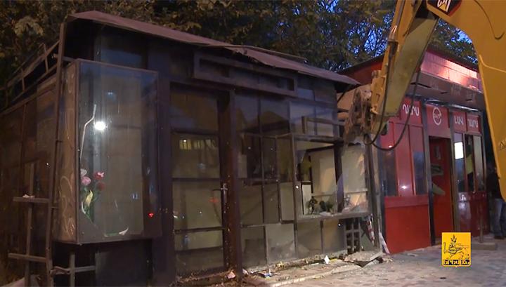 Ապամոնտաժվել են Օղակաձև զբոսայգու 6-րդ հատվածում ինքնակամ տեղադրված կրպակները