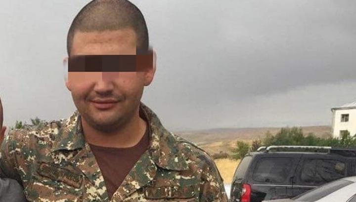 Գերությունից վերադարձած 19-ամյա Ռոբերտը դեռ հոսպիտալում է. նրան ուզում են տանել ծառայության. Զոհրաբյան