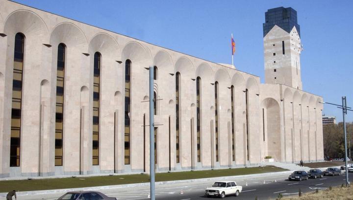 Ի՞նչ հարցումներ են կազմակերպվում Երևանի ավագանու ընտրություններին ընդառաջ. «Փաստ»