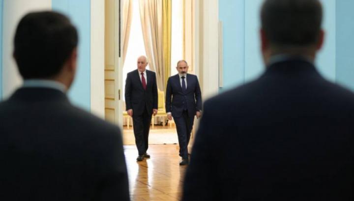 Վահագն Խաչատուրյանը հայտարարեց Փաշինյանի հանցակիցը դառնալու մասին․ վերլուծական