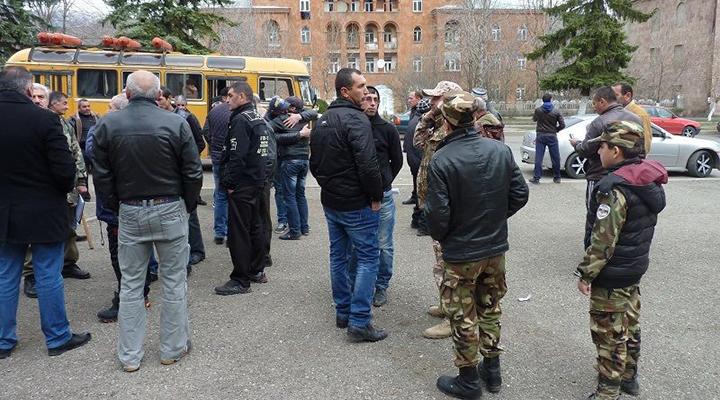 Զորակոչված և կամավոր մեկնած քաղաքացիների աշխատատեղեը կպահպանվեն