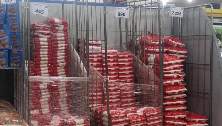 Շաքարավազ չկա․ ՏՄՊՊՀ-ն հերքում է մարդկանց տեսածը՝ պաշտպանելով օլիգարխներին․ Սուրեն Պարսյան