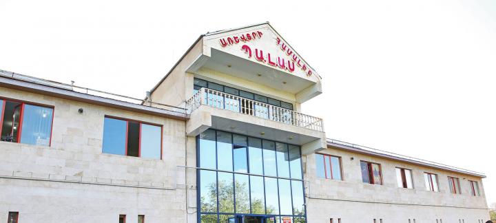 Նոր Նորքում գործող առևտրի կենտրոնի մոտ կրակոցներ են հնչել. Shamshyan.com