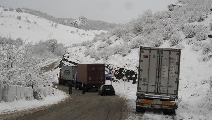 Դիլիջանի ոլորաններում ձյուն է տեղում