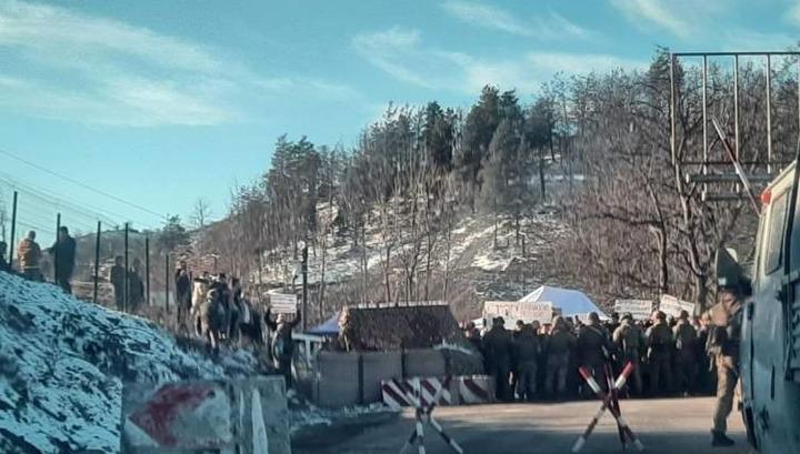 Ճանապարհը փակելով ոչ թե Արցախի հարցն են լուծում, այլ՝ Հայաստանի․ «Հրապարակ»