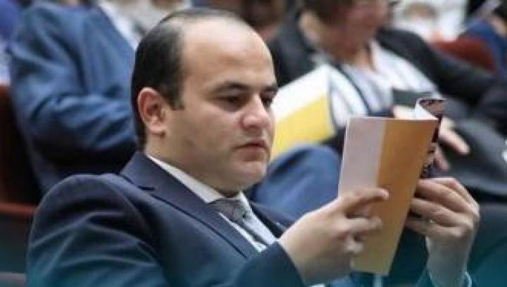 Սոցապնախարարին փոխարինող են գտել․ «Հրապարակ»