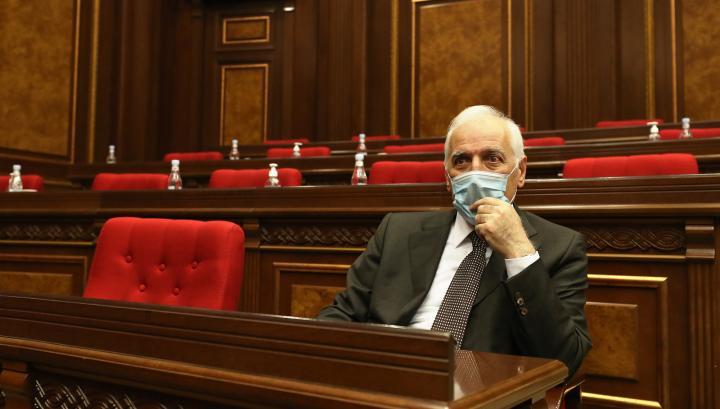 Վահագն Խաչատուրյանն ազատվել է նախարարի պաշտոնից