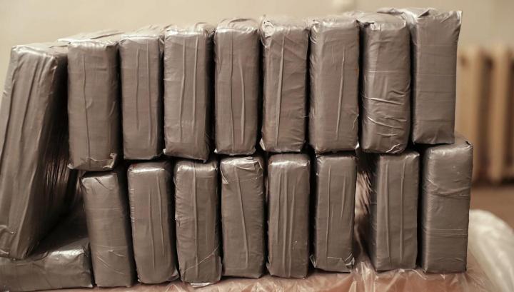 Հայաստան ներմուծված 1 տոննա կոկաինի գործով ձերբակալվել է «Մրգենի» ՍՊԸ ներմուծումների և գնման բաժնի պետը. ԱԱԾ