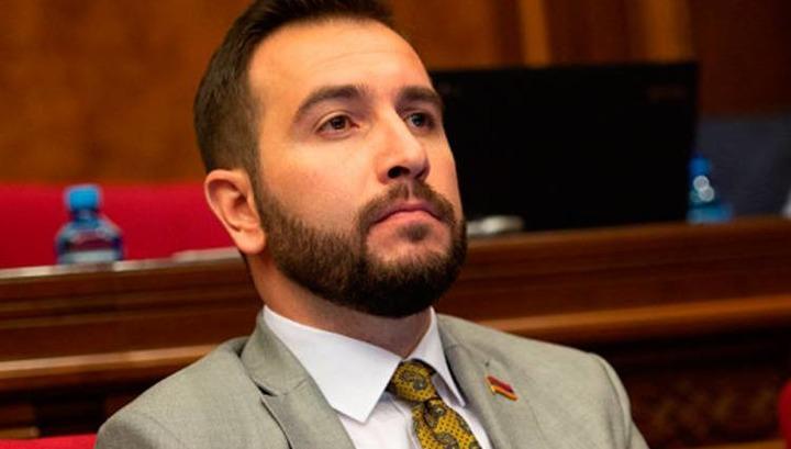 ԱԺ պաշտպանության և անվտանգության հանձնաժողովը համալրվում է բանակից ոչինչ չհասկացողներով. «Հրապարակ»