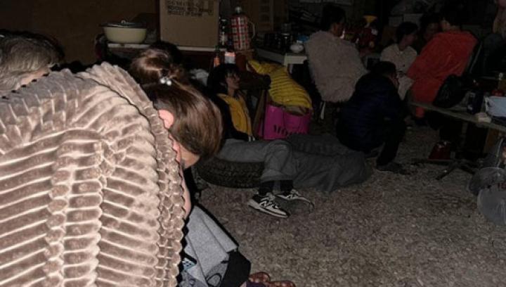 Արցախում երեխաները սառը գետնին են քնում, սպասելով հրաշքի, որ գոնե կփրկեն իրենց․ Արցախցի
