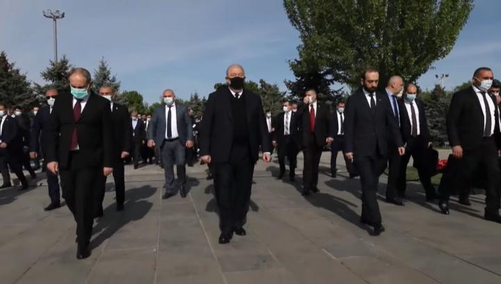 «Քահանան սատանայի հետ ճամփա չի գնում»․ Այս տարի Կաթողիկոսը վարչապետի հետ չէր այցելել Ծիծեռնակաբերդ