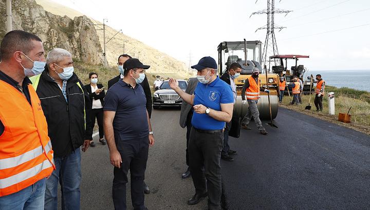 Տնտեսական վիճակը ծանրանում է, իշխանությունը մանր-մունր հարցերով է զբաղված. «Փաստ»