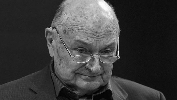 Կյանքից հեռացել է հայտնի երգիծաբան, գրող Միխայլ Ժվանեցկին