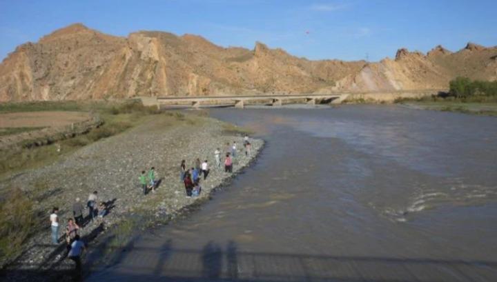 Արաքսի գետաողողատներից ավազ արդյունահանելու համար տուգանք կնշանակվի. «Ժողովուրդ»