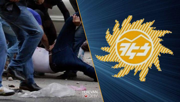 Ծեծի են ենթարկել ՀԷՑ-ի աշխատակիցների